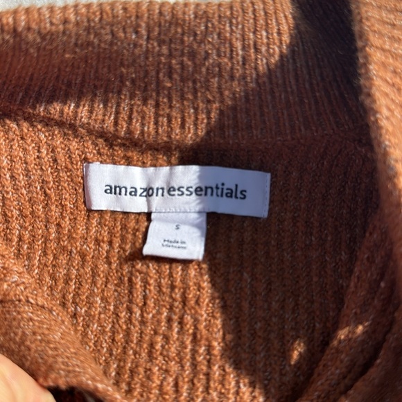 Women’s 3 button sweater light brown Amazon Essentials NWOT Fast Shipping - Picture 5 of 9